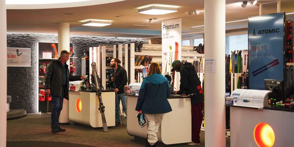 innen 5 - Intersport Glanzer Giggijochbahn | Shop 11 - Sölden