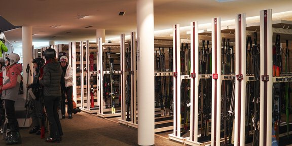 innen 6 - Intersport Glanzer Giggijochbahn | Shop 11 - Sölden