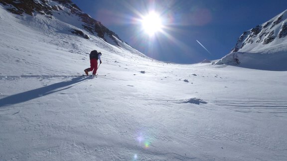Am steilen, spaltenreichen, orographisch rechten Rand des Gaisbergferners. - Ötztal