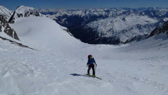 Blick über den Planferner hinweg ins Südtirolerische Parseiertal - Ötztal