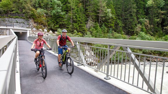Cycling bridge Ötztal cycle route - Judith Schöpf