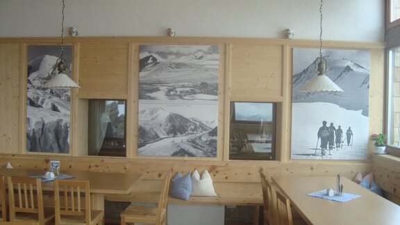 Dining Hall Similaunhütte - Bianca Klotz