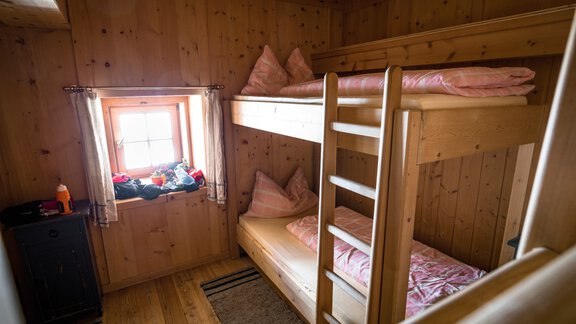 Dormitory Martin Busch Hut - Bianca Klotz