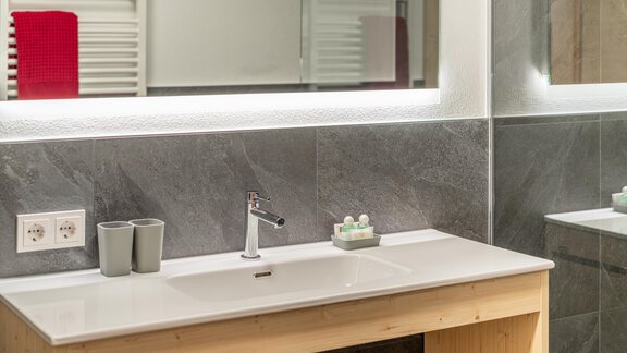 Badezimmer - Haus Gstrein - Obergurgl 