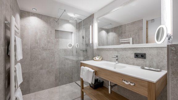 108-Dusche - Hotel Enzian & Appartementhotel Johannes - Obergurgl 