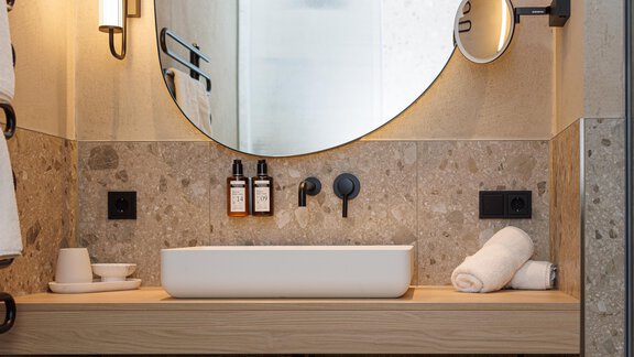 _A9A1795_Backelarwirt_Sahnestueberl_Soelsch_Shooti - Bäckelar Wirt - Sölden