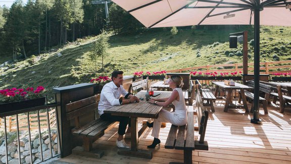 2800x1900_sommer_panorama_alm_02 - Grünwald Resort Sölden - Sölden
