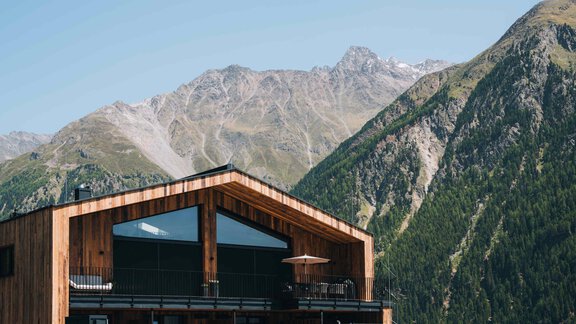 2800x1900_ansicht_sommer_04 - Grünwald Resort Sölden - Sölden