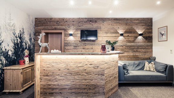 Rezeption_LeniMountainAppartements_byRudiWyhlidal- - LENI MOUNTAIN APPARTEMENTS - Sölden