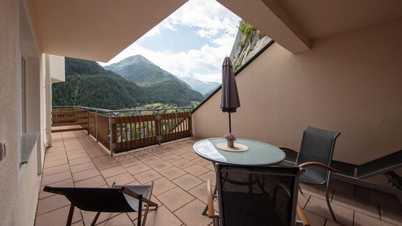 Appartement3-terrasse-01 - Panoramablick - Sölden
