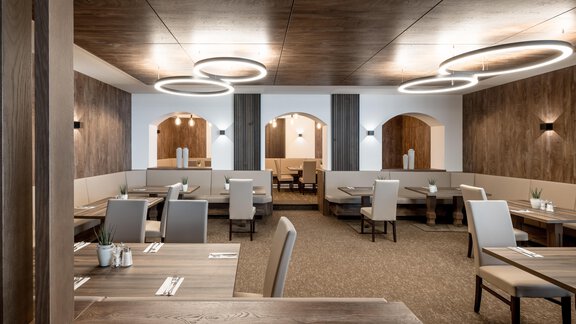 Speisesaal_HotelRegina_byRudiWyhlidal-6610-HDR-Bea - Regina Hotelsuites - Sölden