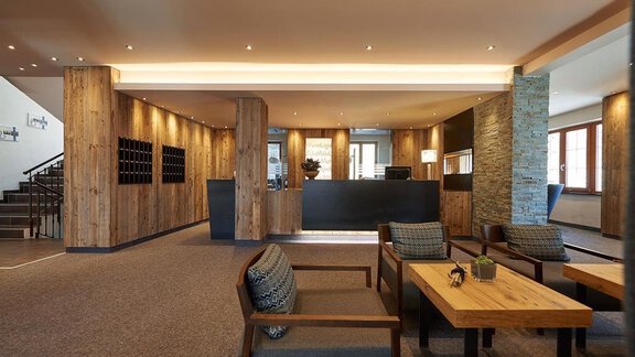 Hotel Laurin Rezeption - Alpenhotel Laurin - Hochgurgl