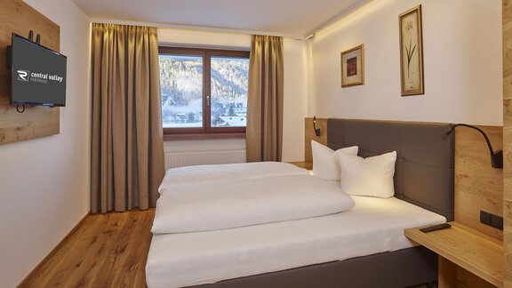 Doppelzimmer mit Thermenblick - Alpenappartement Central Valley Penthouse - Längenfeld