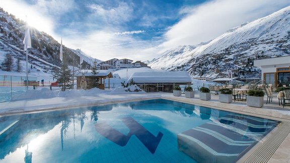 Outdoor Pool - Alpen-Wellness Resort Hochfirst - Obergurgl 
