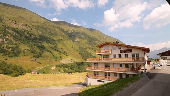 Haus Ansicht Süd - Appartement's Andy - Obergurgl 