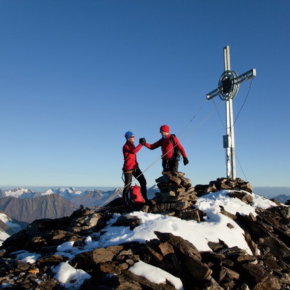 Summit cross Schalfkogel - Bianca Klotz Summit cross Schalfkogel - Bianca Klotz