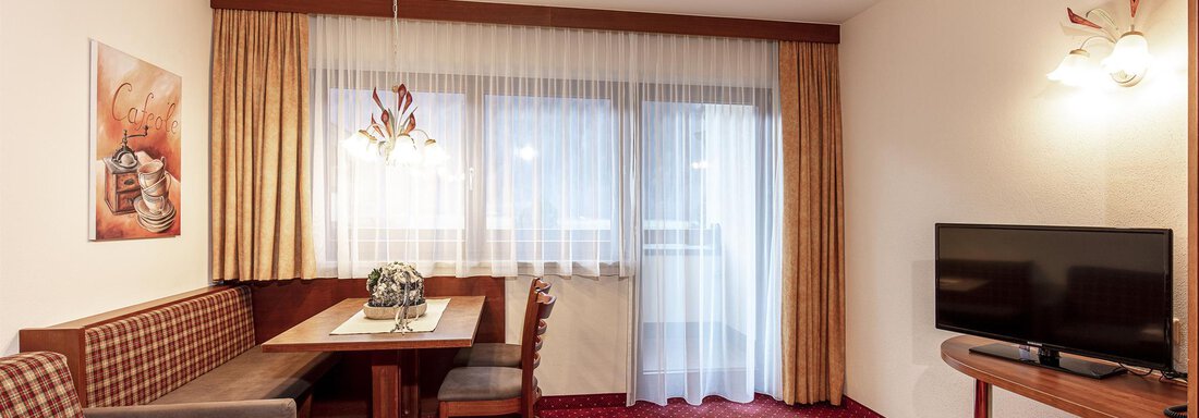 Wohnzimmer_TypE - Appartements Panorama - Längenfeld