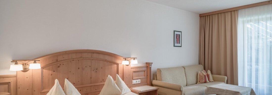 Schlafzimmer Schlafzimmer - Ferienwohnung de Luxe Alpenresidenz am Mühlbach - Obergurgl