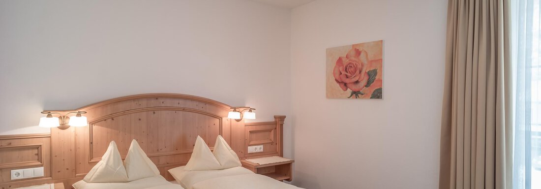 Schlafzimmer Schlafzimmer - Ferienwohnung de Luxe Alpenresidenz am Mühlbach - Obergurgl