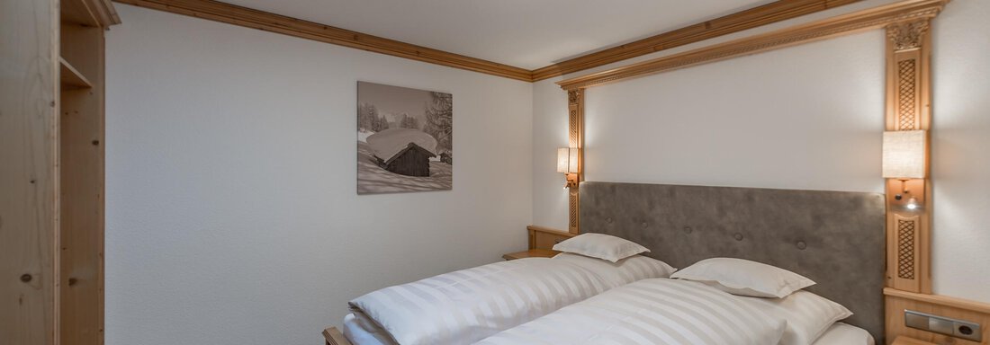 Schlafzimmer - Landhaus Jenewein - Obergurgl 