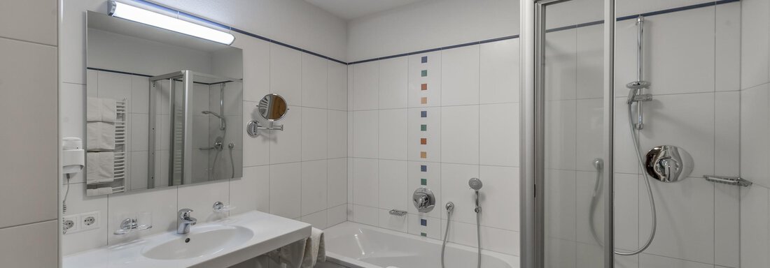 Badezimmer 2 - Landhaus Jenewein - Obergurgl 