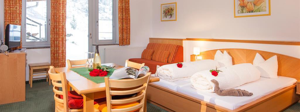 Wohn- und Schlafraum Wohn- und Schlafraum - Dependance Villa Alpin - Obergurgl