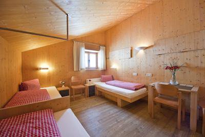 Multiroom - Mehrbettzimmer Multiroom - Mehrbettzimmer - Universitätszentrum Obergurgl - Obergurgl