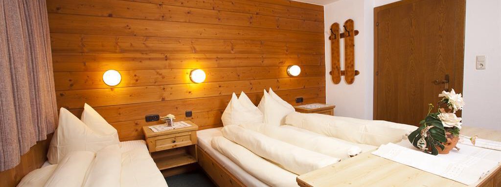 Dreibettzimmer Dreibettzimmer - Haus Ria - Sölden